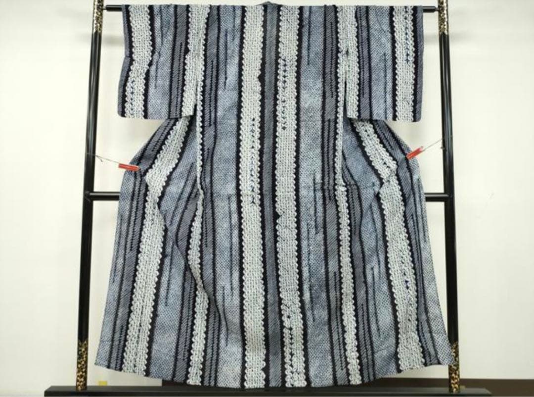 有松鳴海絞り　浴衣　縦縞