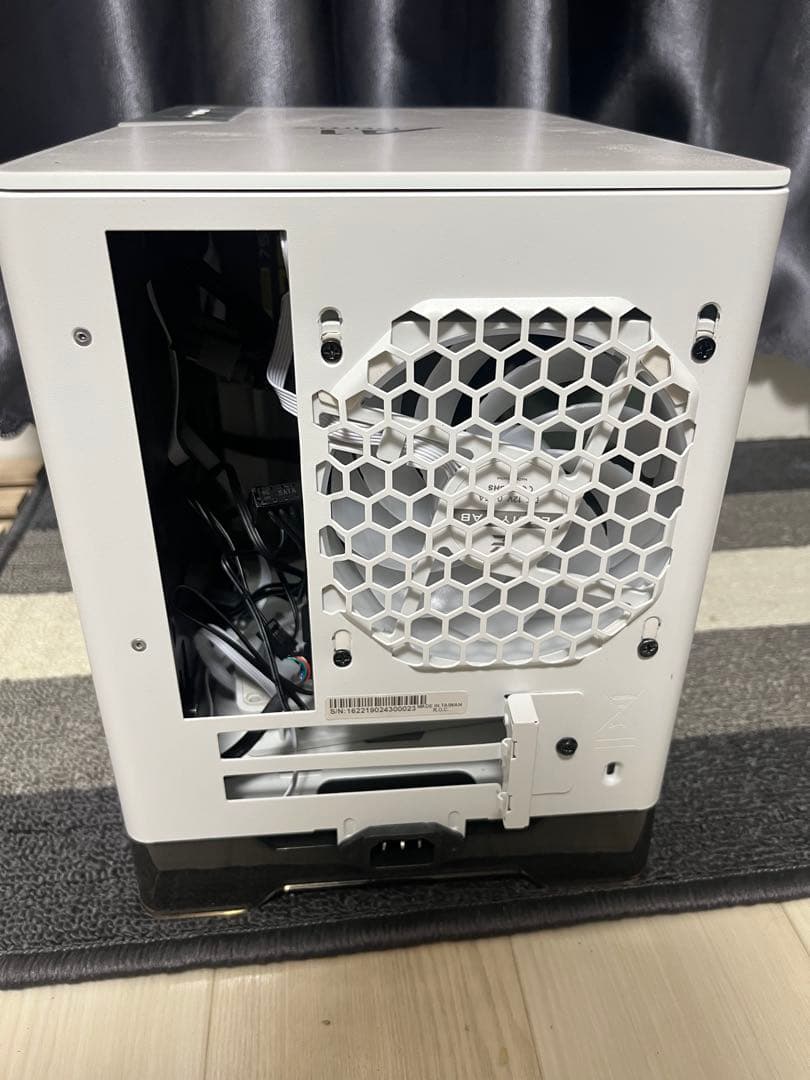 inWin A1 Prime ホワイト PCケース