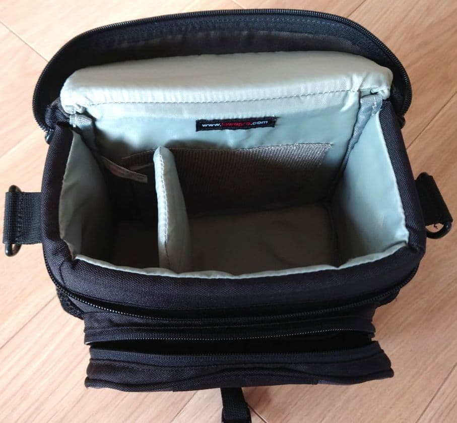 Canon EOS Kiss Digital X 本体とレンズ2本 動作確認済