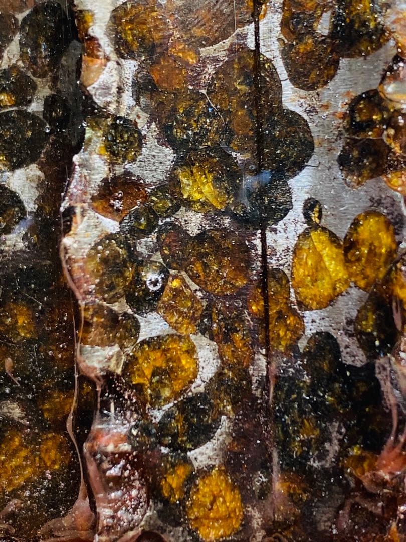 パラサイト隕石 258g 隕石 石鉄隕石 筆立て セリコ隕石 隕石原石