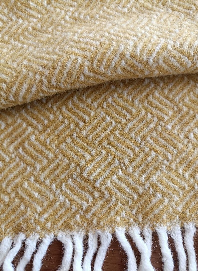 KLIPPAN ラムウール ブランケット　 毛布　クリッパン　イエロー