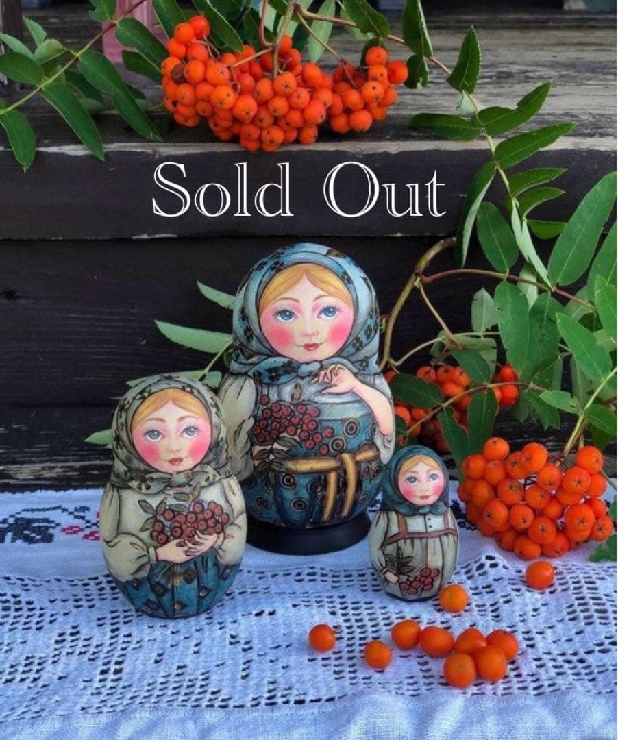 ロシア雑貨☆民族衣装起き上がりこぼし♪プラトークCマトリョーシカ タチアナ作