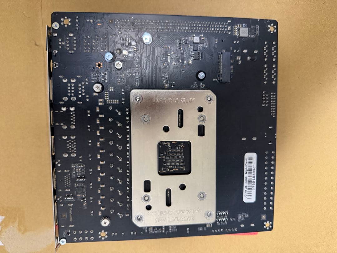 マザーボード JGINYUE B650i Night Devil AM5 mini-ITX