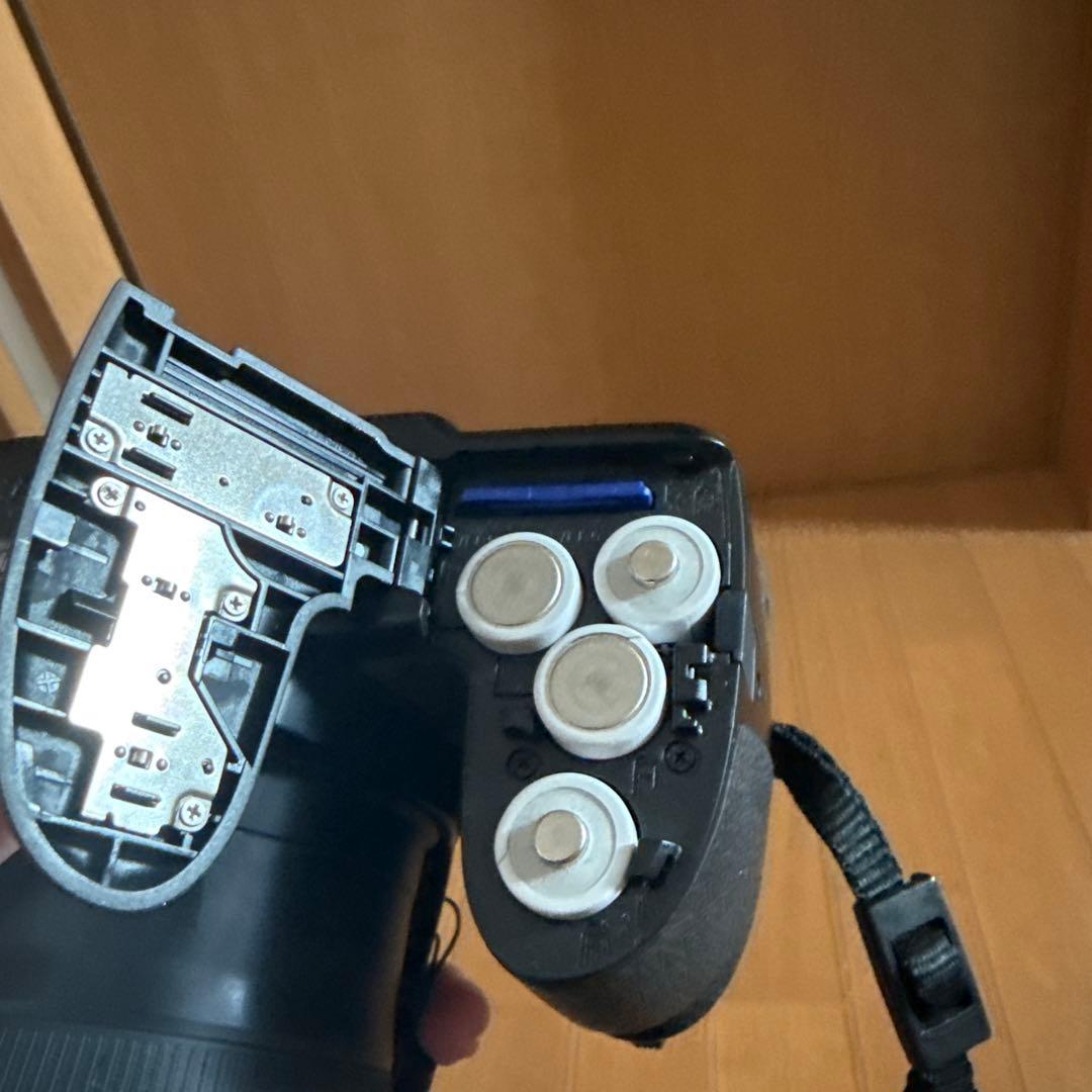 FUJIFILM デジタルカメラ FinePix S8200 ブラック