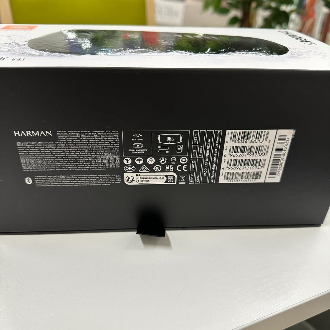 ま*な様 美品 JBL HARMAN CHARGE5 Bluetooth スピー