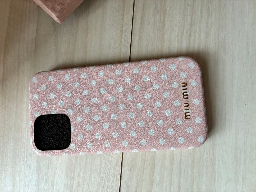 miumiu iPhone12ケース