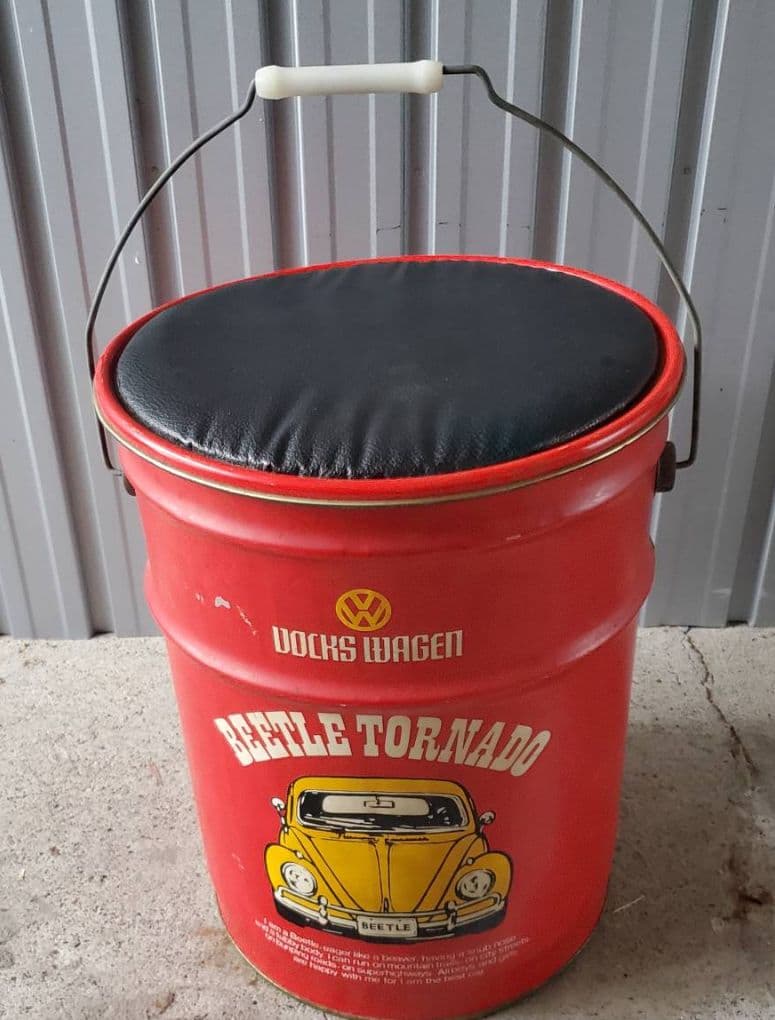 フォルクス ワーゲン　ビートル　一斗缶　小物入れ　椅子　昭和レトロ　珍品