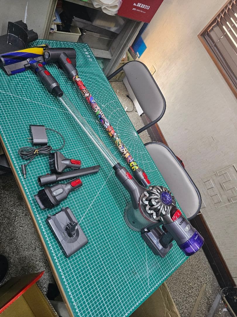 ダイソン V8 SV10K純正バッテリー+マキタバッテリ仕様 スケルトンパイプ