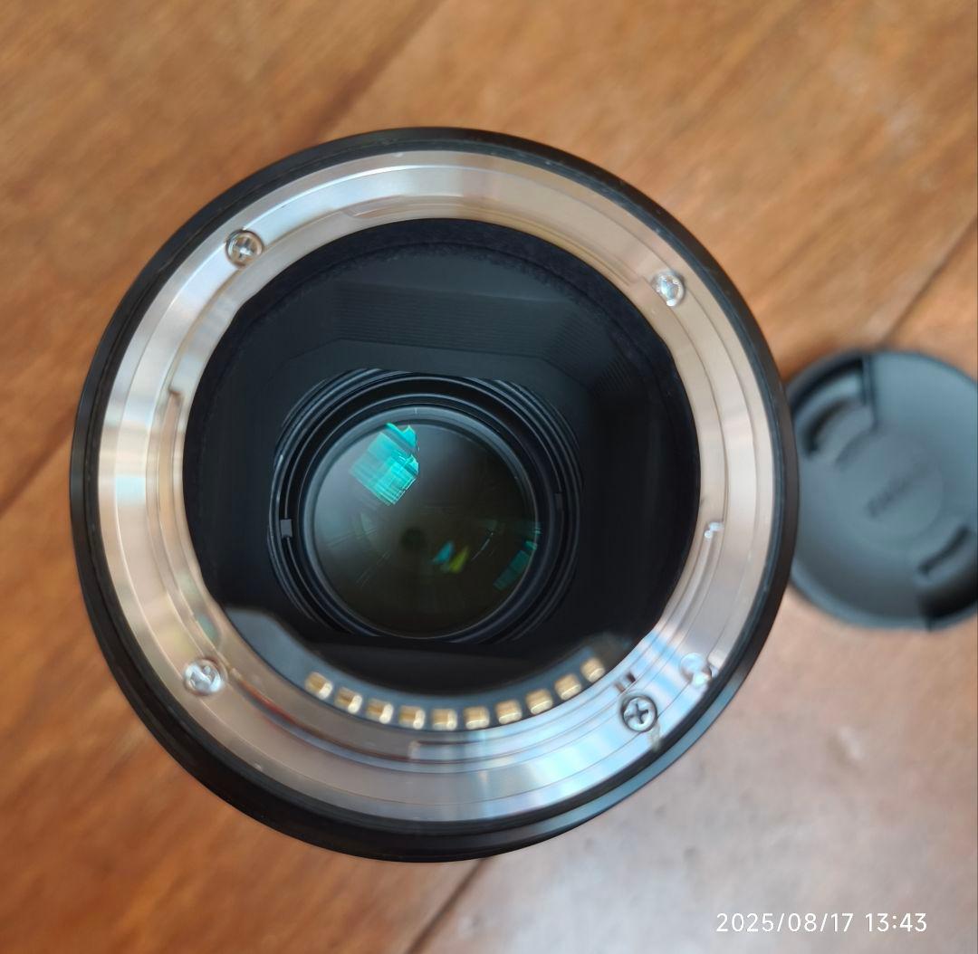 SIGMA 70mm f2.8 DG MACRO 49ミリ径　ソニーEマウント用