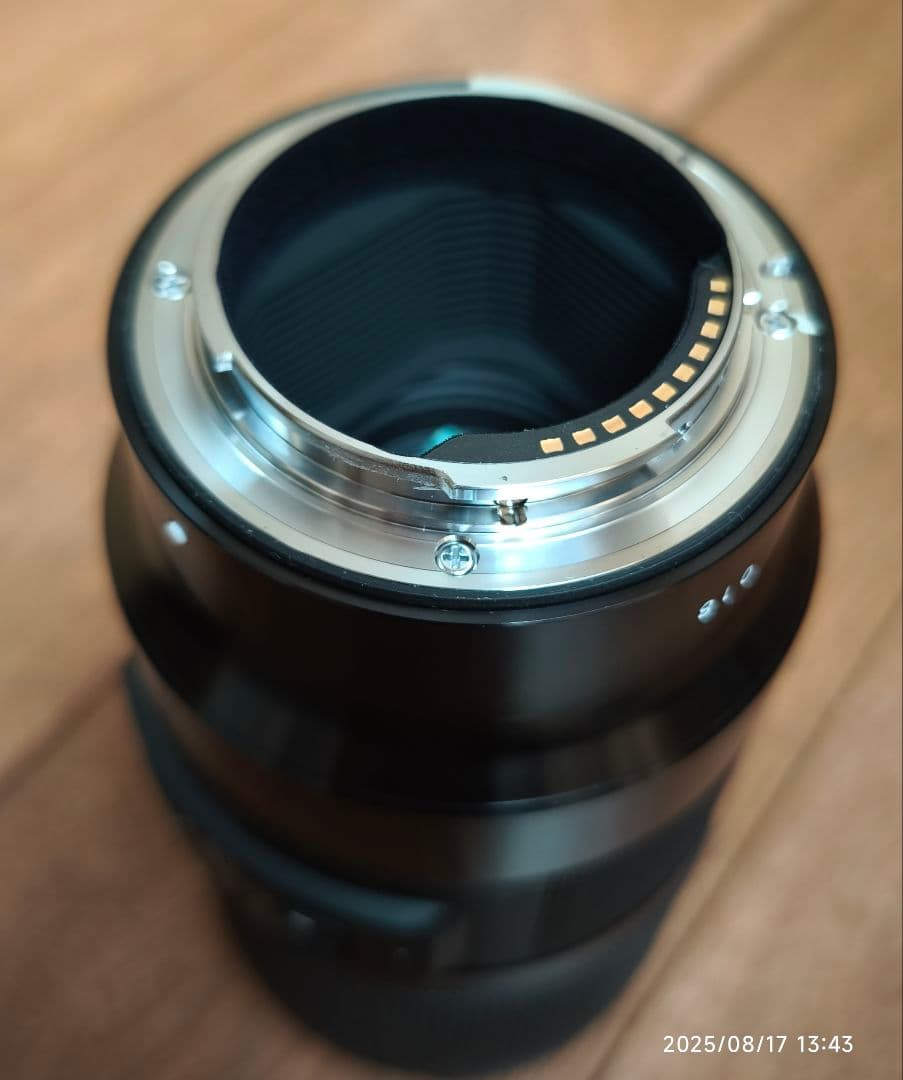 SIGMA 70mm f2.8 DG MACRO 49ミリ径　ソニーEマウント用