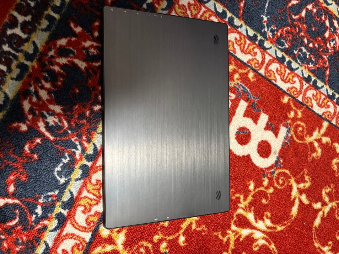 4K モバイルモニター　13.3インチ