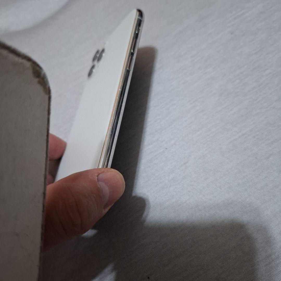 Apple iPhone 11 Pro シルバー 本体