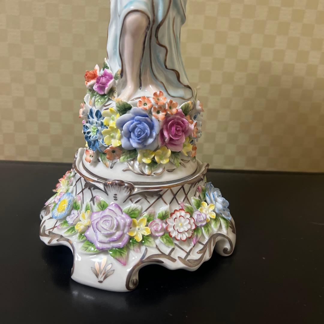 オブジェ　高級花瓶　花器