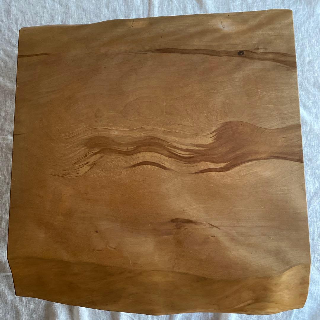 リビングテーブル　一枚板　ミズメザクラ