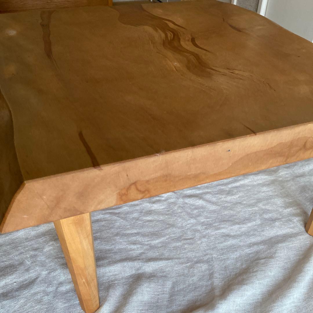 リビングテーブル　一枚板　ミズメザクラ