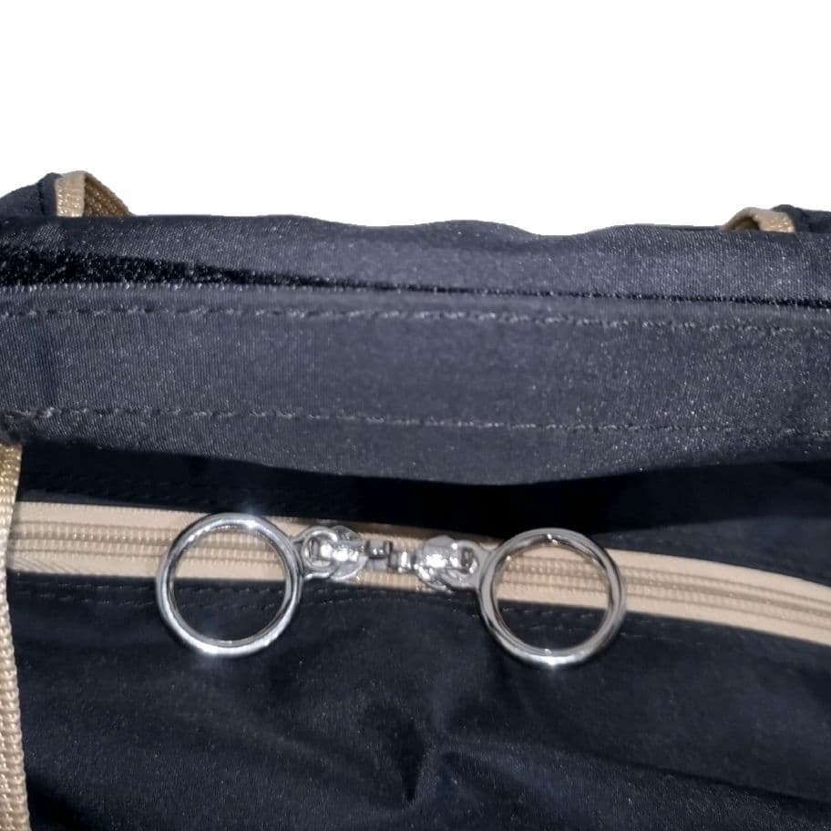 ✨未使用級✨SWANY　スワニー　座れるキャリーバッグ　機内持ち込み可　ブラック