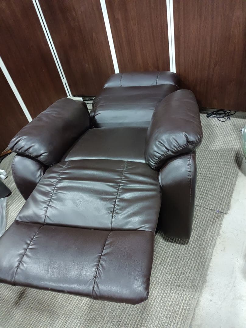 八6402【SHIFFON】シフォン 電動リクライニングソファ(キャスター付)