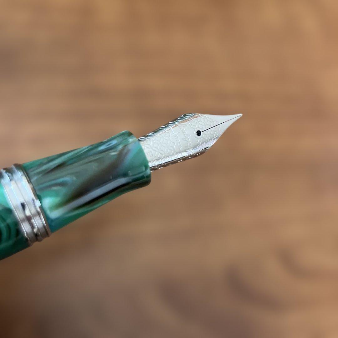 【未使用品】モンテグラッパ　エルモ02 万年筆