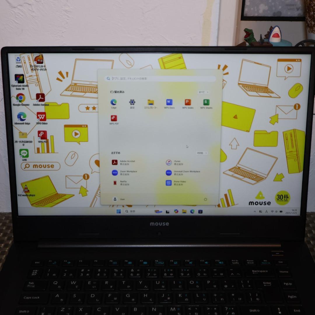 Win11公式対応8世代i7/メ8/新品SSD512/グラボ搭載/無線/カメラ