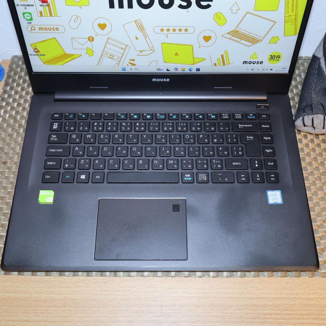 Win11公式対応8世代i7/メ8/新品SSD512/グラボ搭載/無線/カメラ