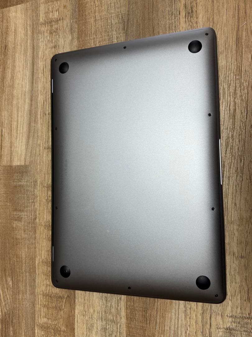 MacBook本体 Apple MacBook Air M1, 2020 8GB 256GB