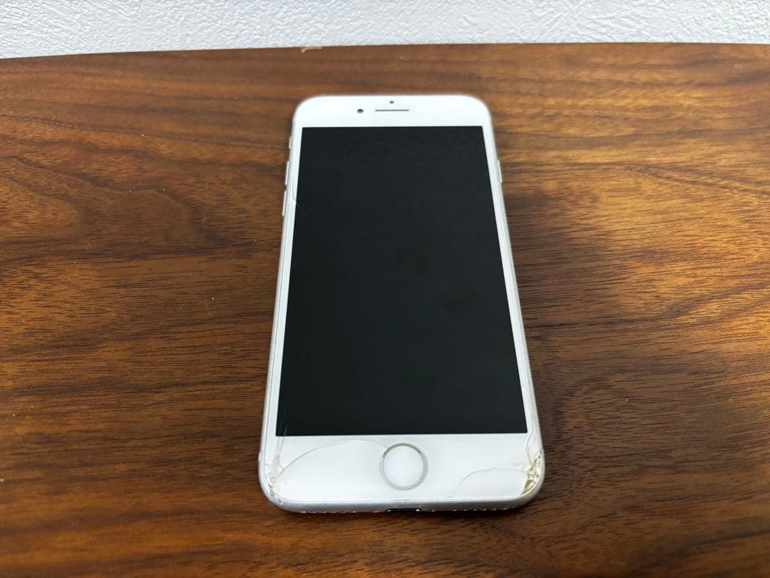 iPhone8 本体 64GB ジャンク SIMフリー
