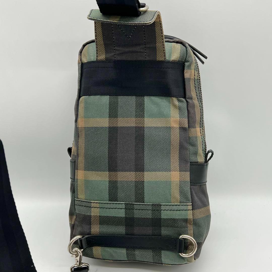 【美品】ヴィヴィアン ボディバッグ ワンショルダーバッグ オーブ グリーン