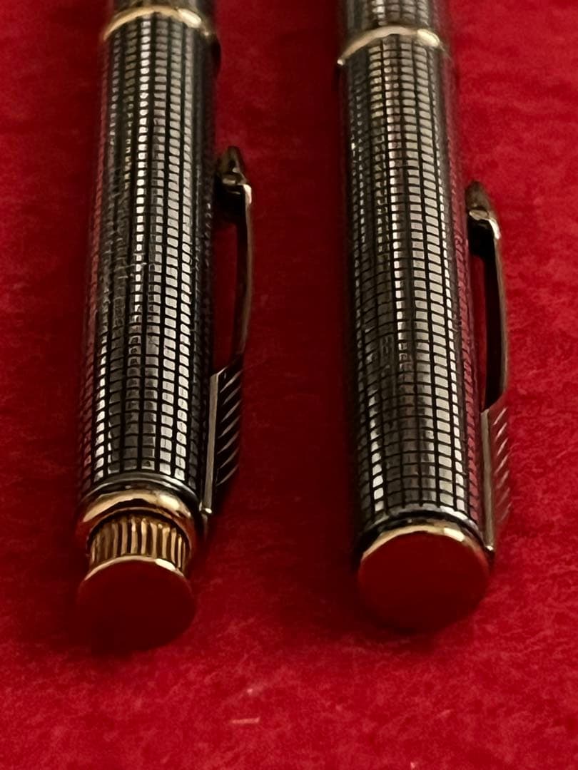 パーカーインシグニアボールペン&シャープペンシル❗️スターリングシルバー‼️ケース入