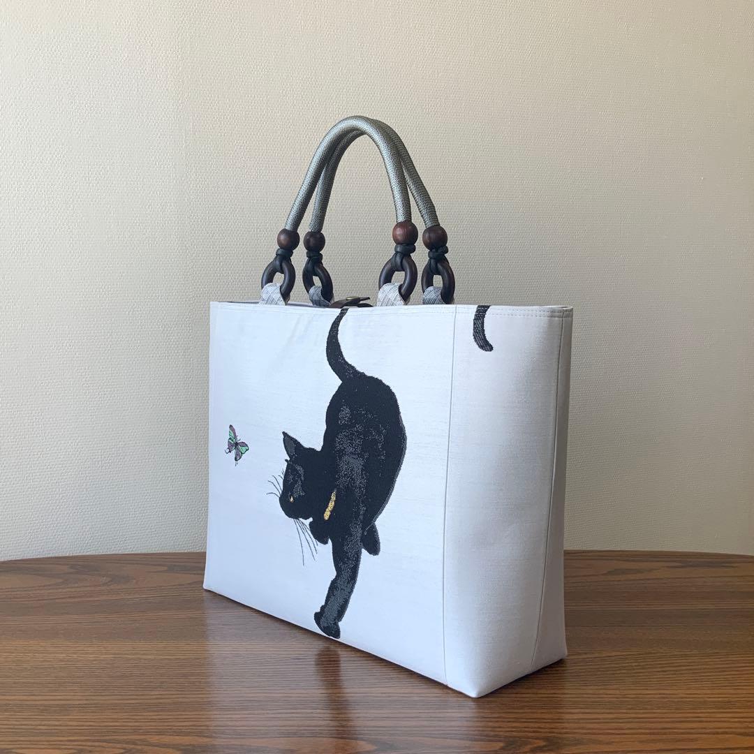 A4サイズ対応　帯　猫と蝶々　リメイク　江戸打紐ハンドルバッグ