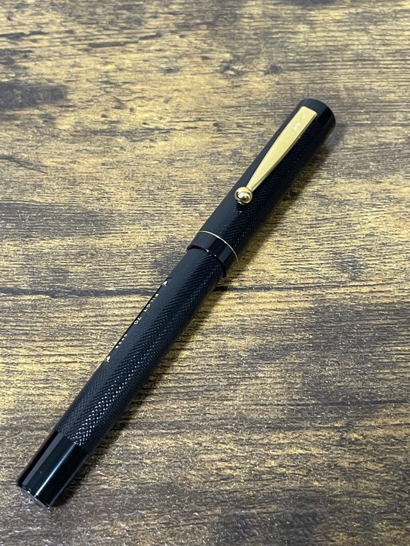 未使用　1988年製　パイロット　創業70周年　シリアルナンバー入　FM 万年筆