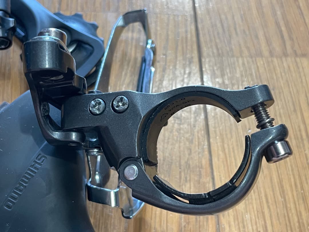 Shimano Claris 2x8速シフター・ディレイラーセット