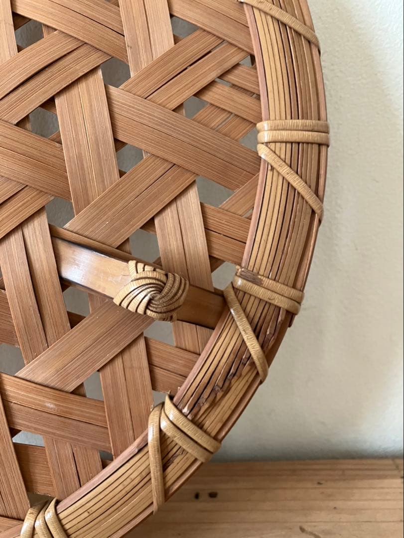 竹工芸閑　飯島正章さん　亀甲編み盛り皿