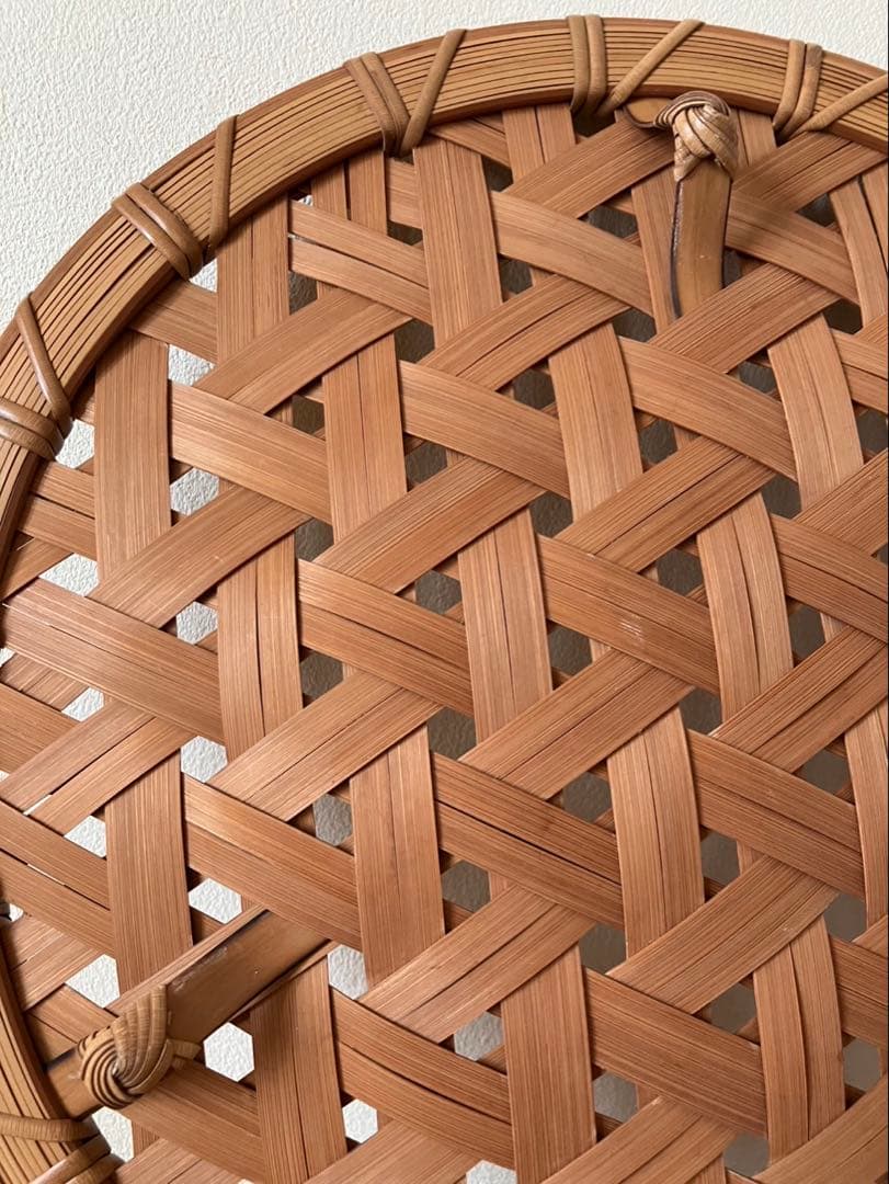 竹工芸閑　飯島正章さん　亀甲編み盛り皿