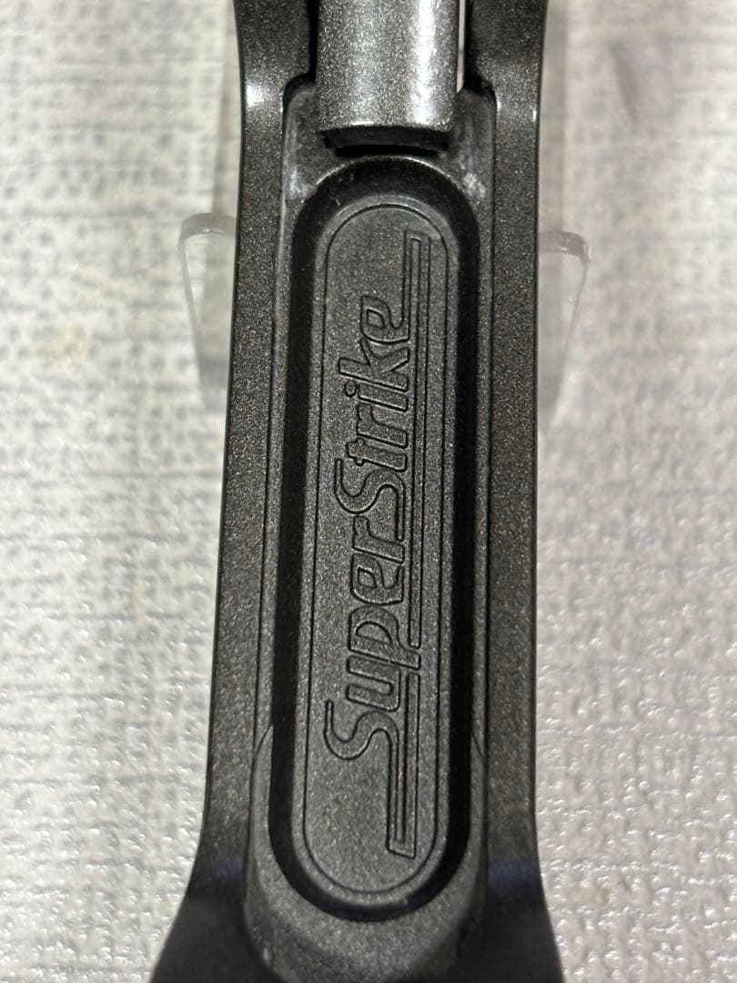 スーパーストライク マグネシウムグリップ　1月末まで出品