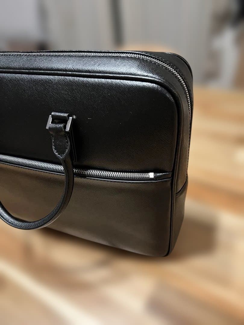 aucentic イタリア製　ブリーフケース　値下げ