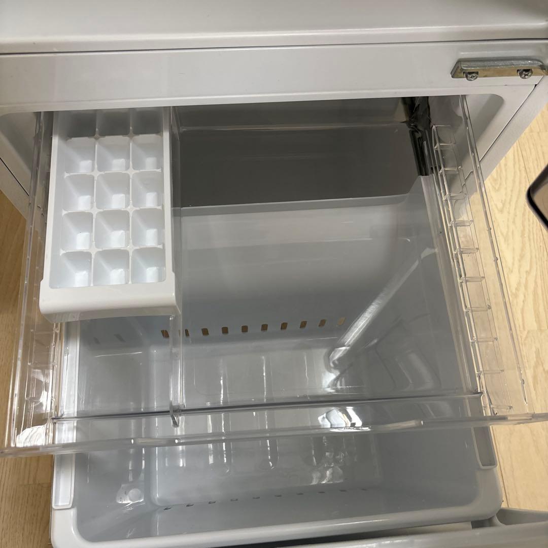 引越しのため6月4日までTOSHIBA 冷蔵庫 2ドア153L 2023年式