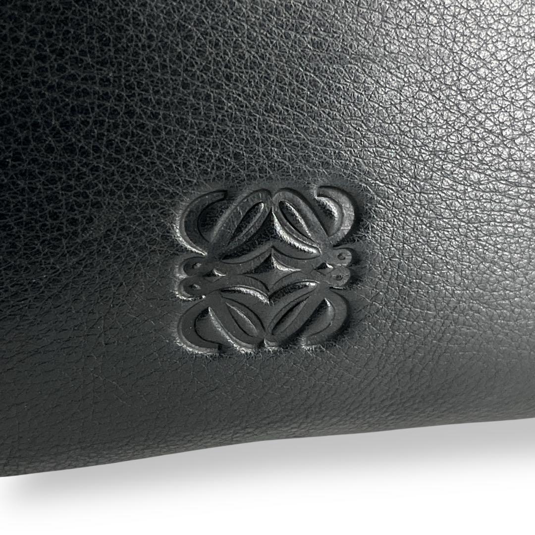 良品　ロエベ　アナグラムロゴ　サコッシュ　ショルダーバッグ　ブラック　レザー