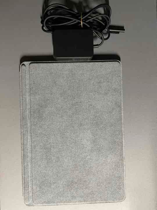 Microsoft Surface Go 3  純正タイプカバー付き