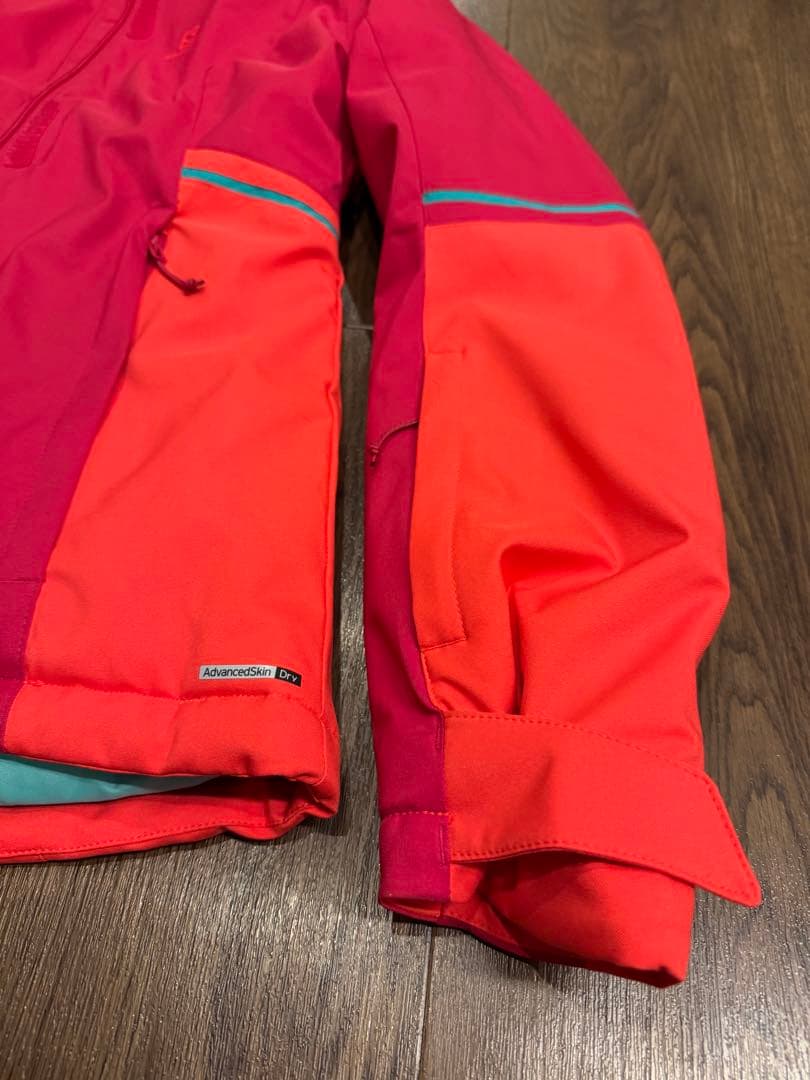 Salomon 女性用スキーウェア フード付き 新品