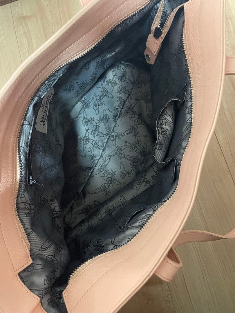 ヴィヴィアンウエストウッド トートバッグ レザー オーブ ピンク A4可