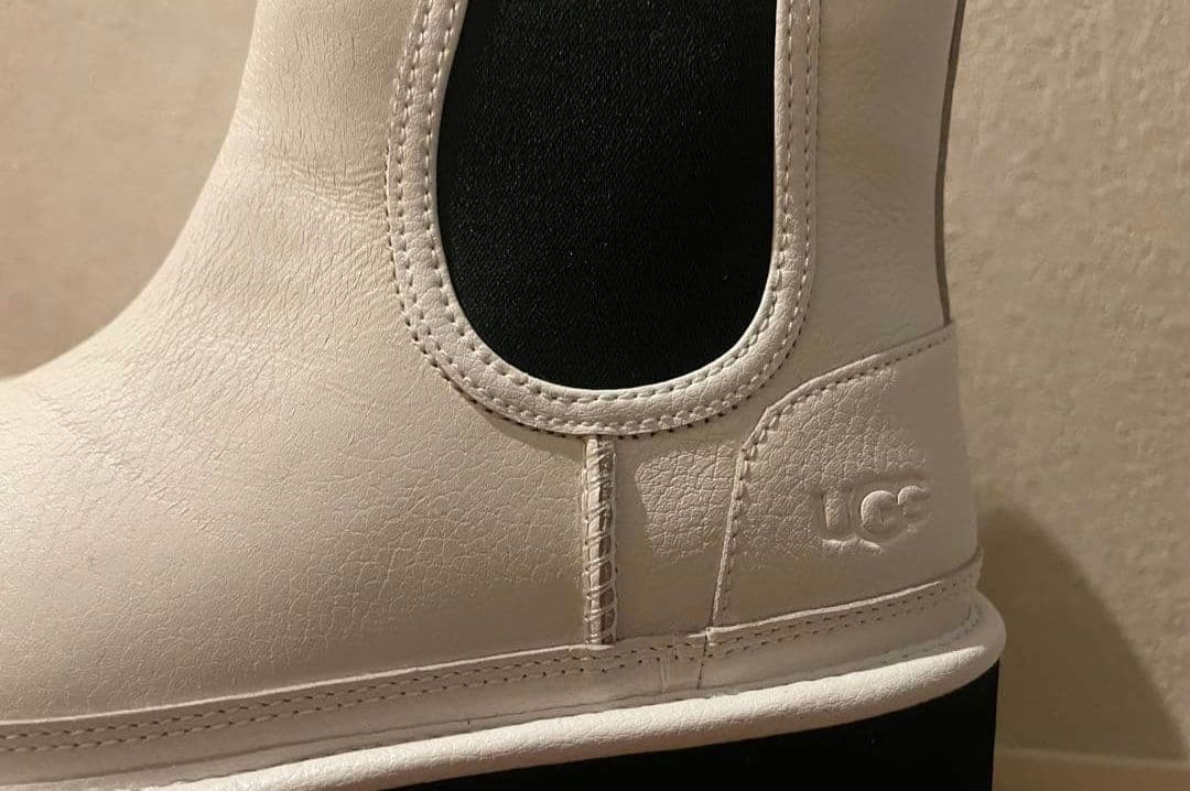 UGG厚底 ブーツ　ホワイト