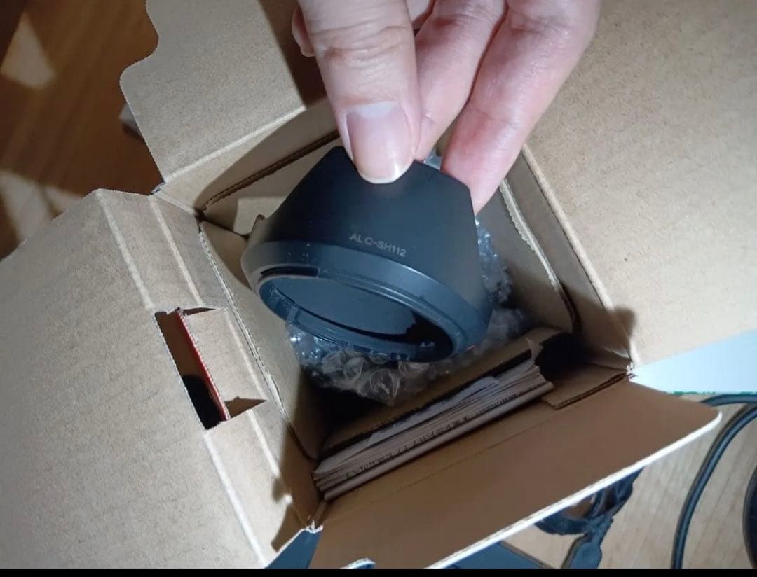 SONY 35mm f1.8 OSS 中古