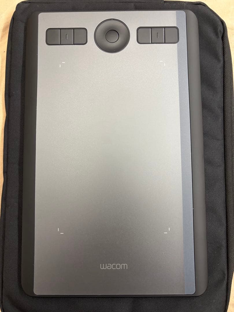 Wacom intuos pro PTH-460ペンタブレット本体
