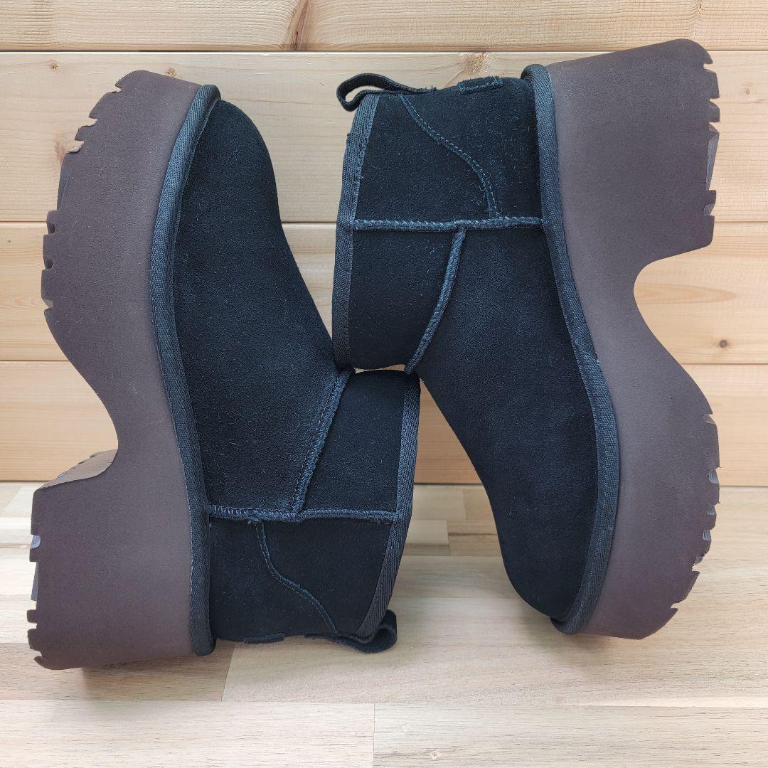 アグ クラシック ウルトラ ミニ ニュー ハイツ ブラック 25cm