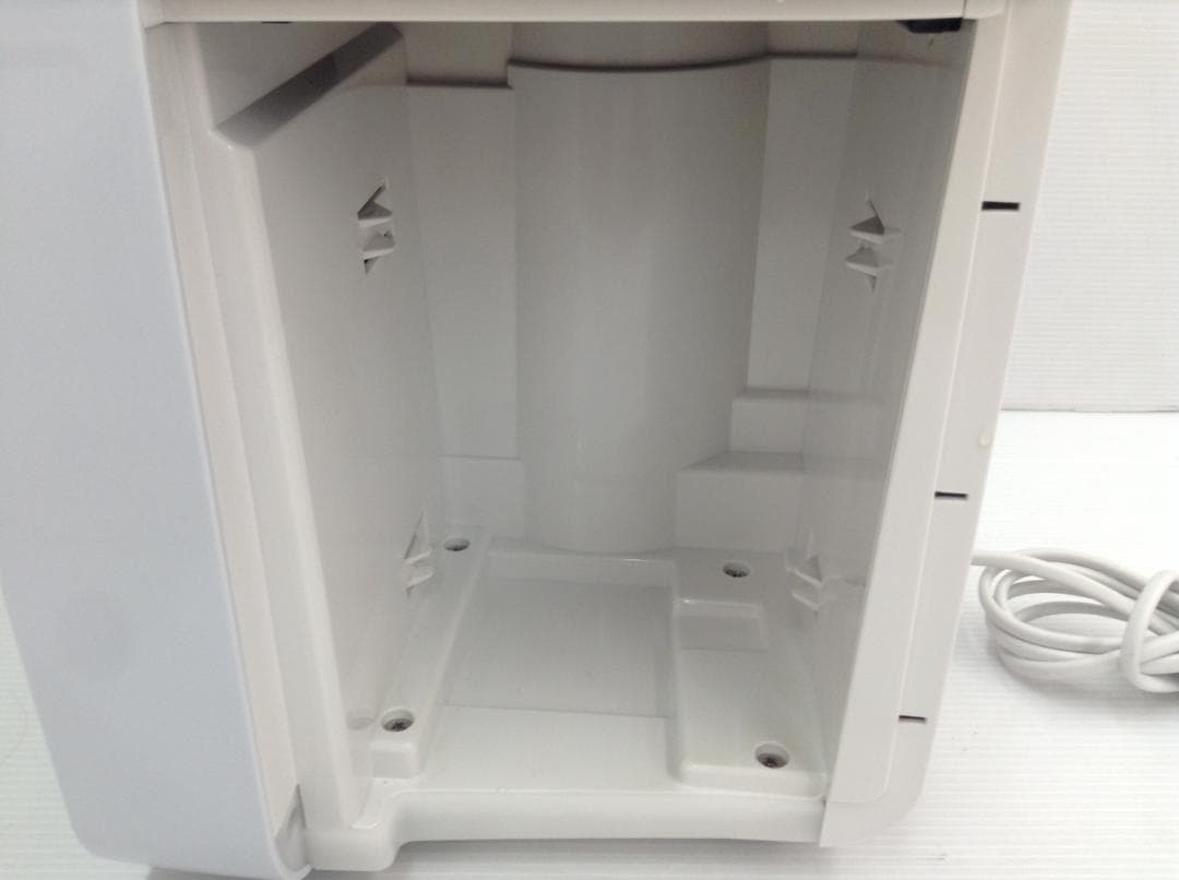 SHARP シャープ 衣類乾燥除湿機 除湿機 CM-R100-W 2023年製