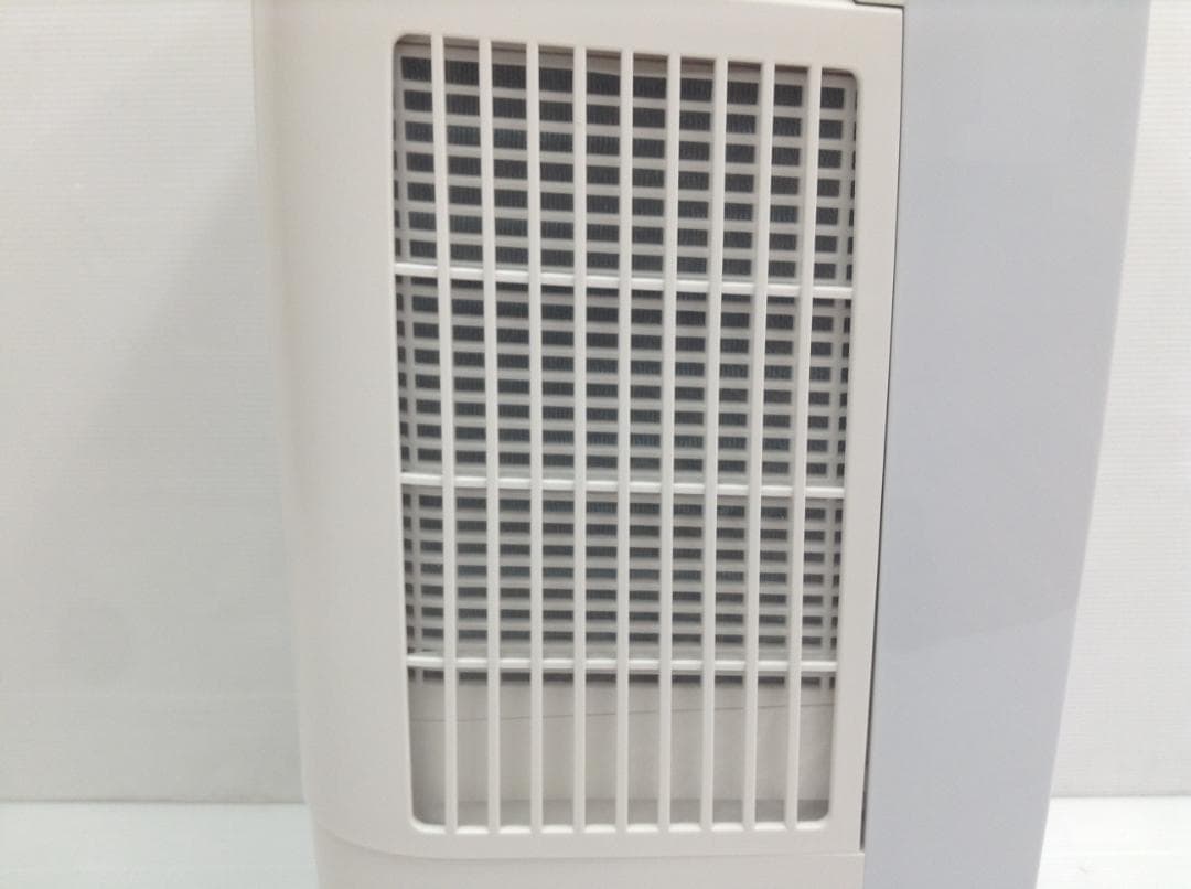 SHARP シャープ 衣類乾燥除湿機 除湿機 CM-R100-W 2023年製