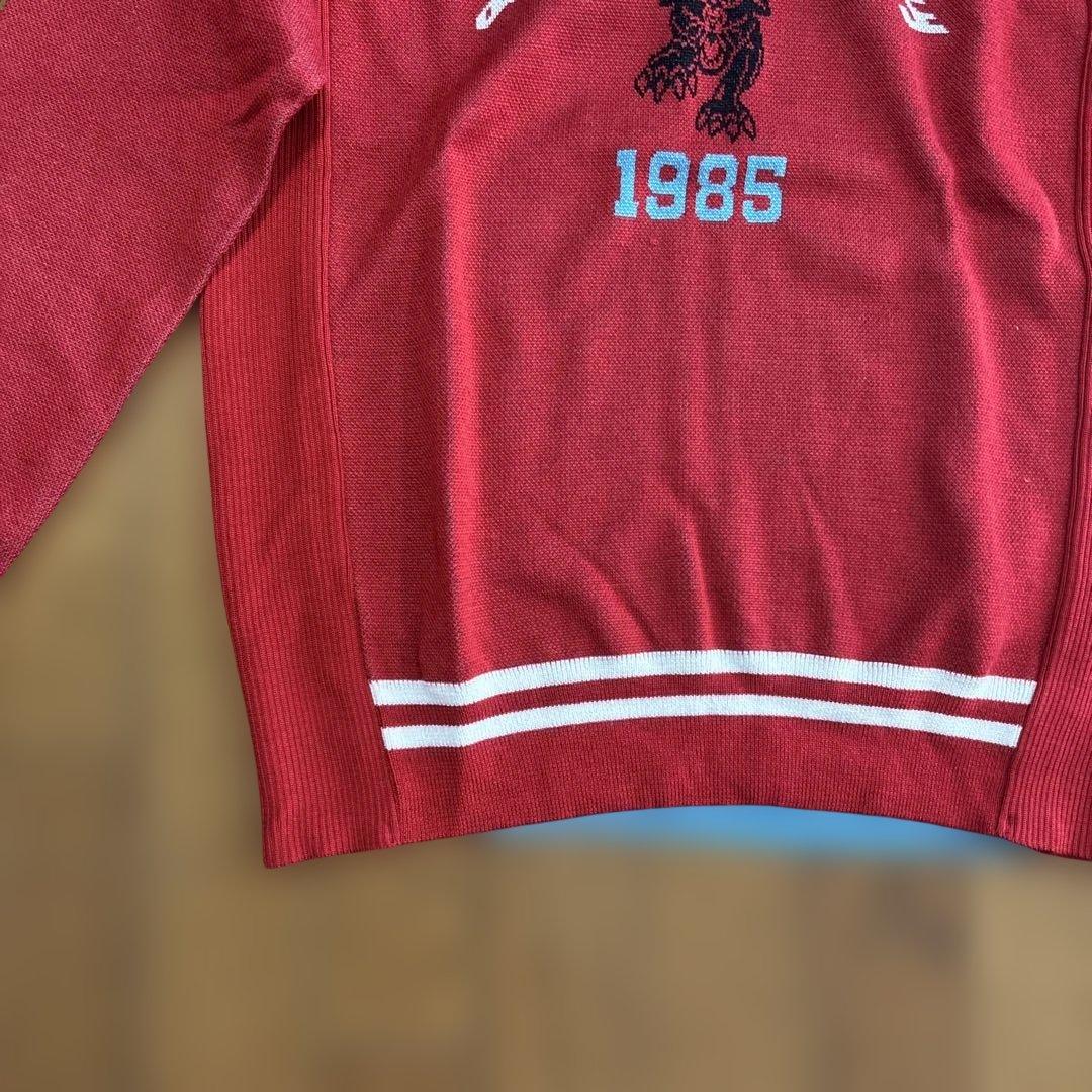 DECEMBERMAY レッド Vネックセーター レディースMタグ付き新品未使用