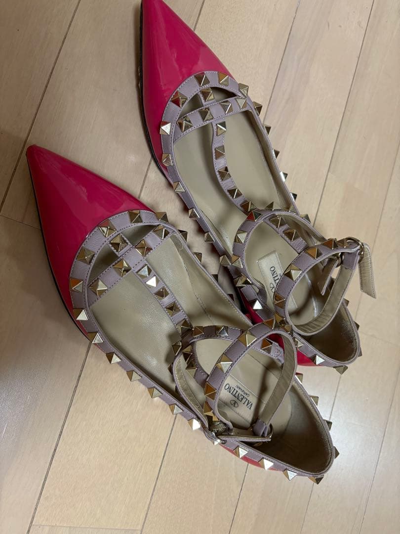 ヴァレンティノ VALENTINO ロックスタッズシューズ　フラット　ピンク