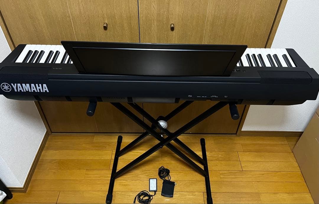 【動作確認済み】YAMAHA p125 88鍵 譜面台、ペダル、教科書付き