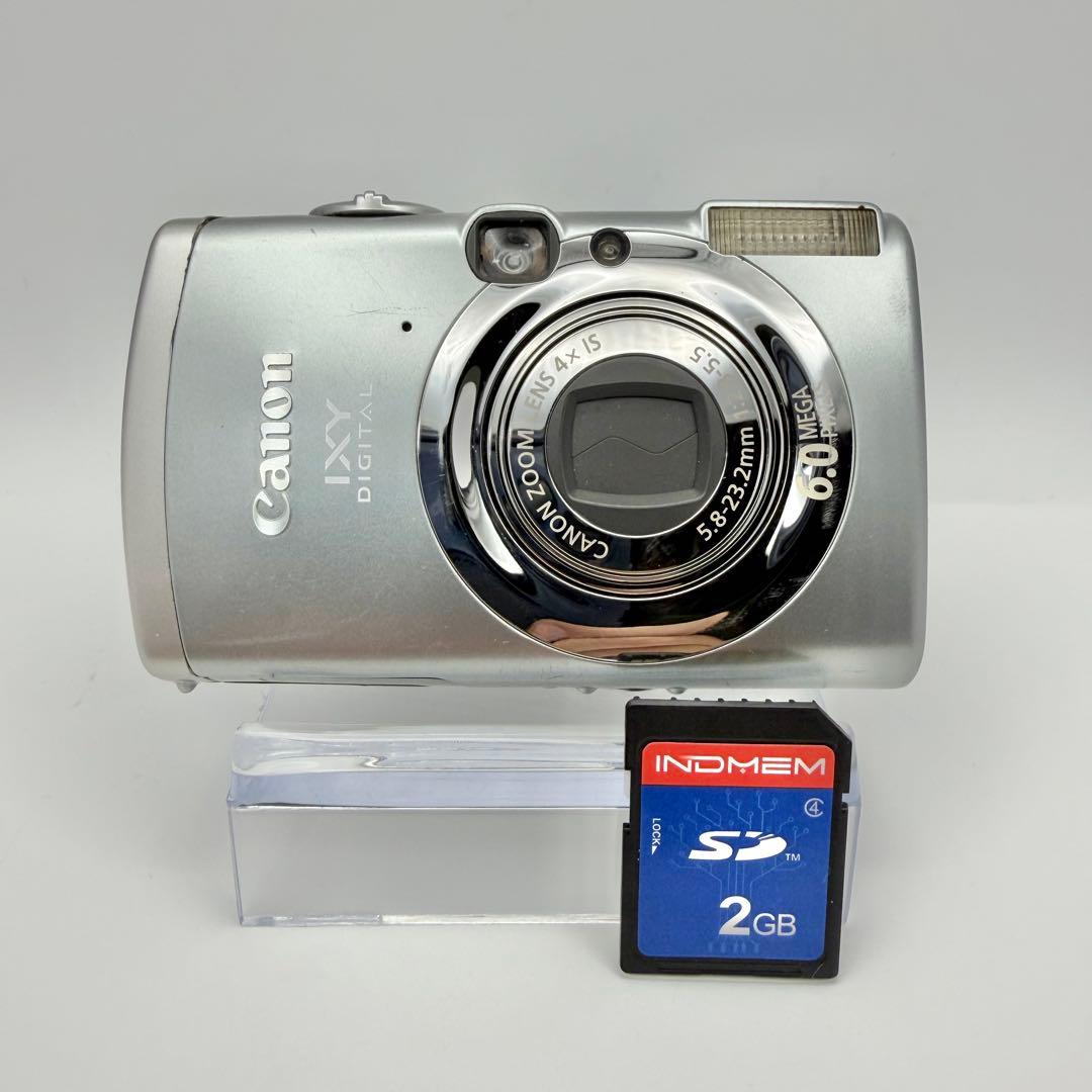 こぅ　Canon IXY 800 IS シルバー 動作確認済み SD付